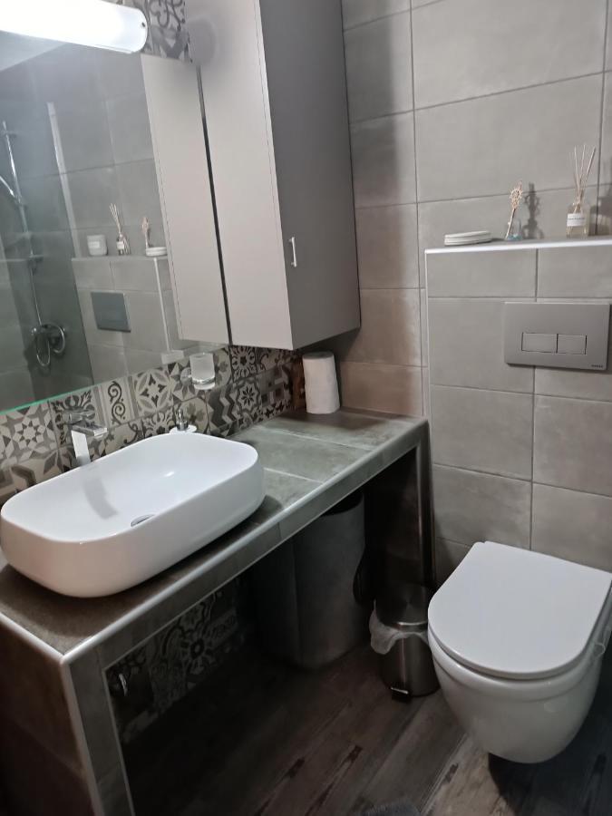 Giorgos Studio Trikala Eksteriør billede
